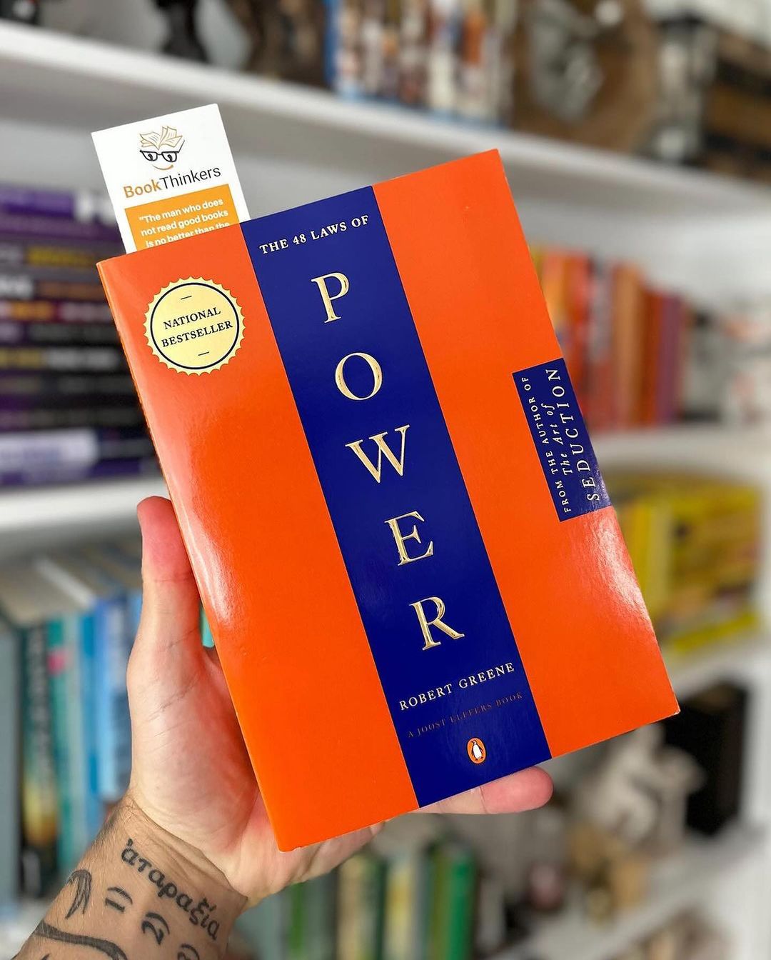The 48 Laws of Power کتاب 48 قانون قدرت (رنگی)