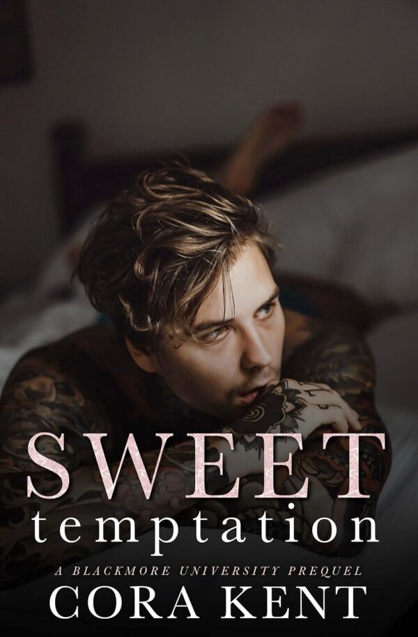 Sweet Temptation: A Blackmore University Prequel (Blackmore University) (متن کامل)